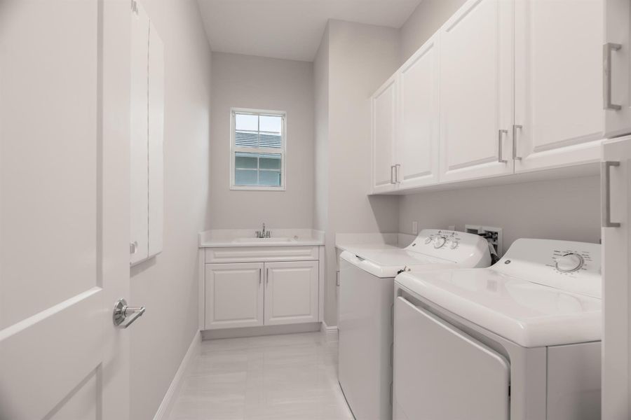 Furnished interior view inside a new home in , Port St. Lucie (Image 5).