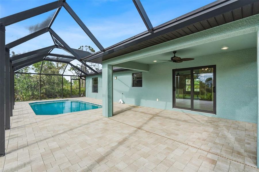 Exterior details and patio area of a home in , Port Charlotte (Image 25).