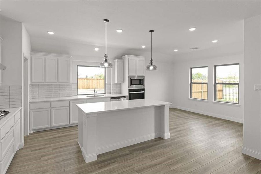 Furnished interior view inside a new home in River Ranch, Van Alstyne (Image 7).