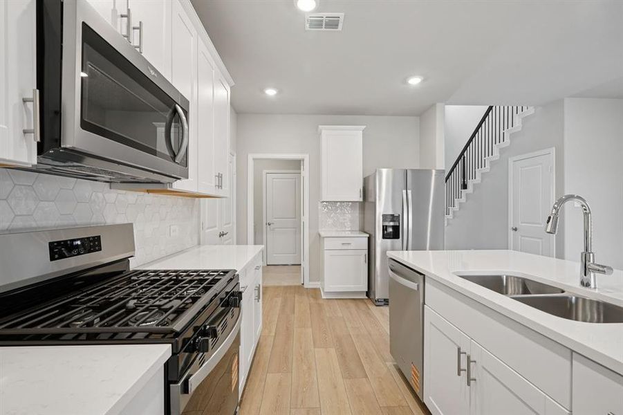 Photo is not of the actual home, but is an inspirational photo of builder’s model home and may depict options, furnishings, and/or decorator features that are not included.