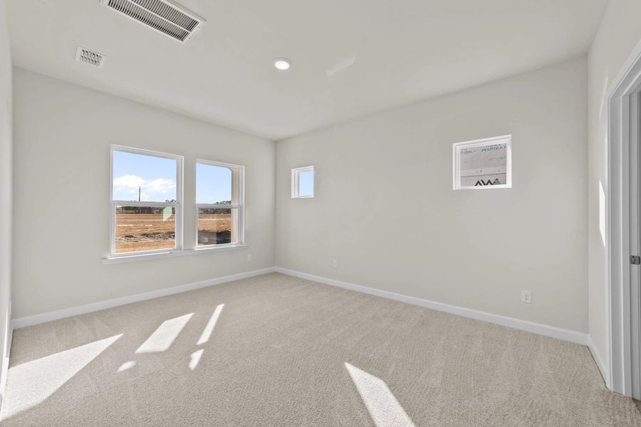 Spacious, unfurnished interior of a new home in Blue Heron Retreat, Little River (Image 19).