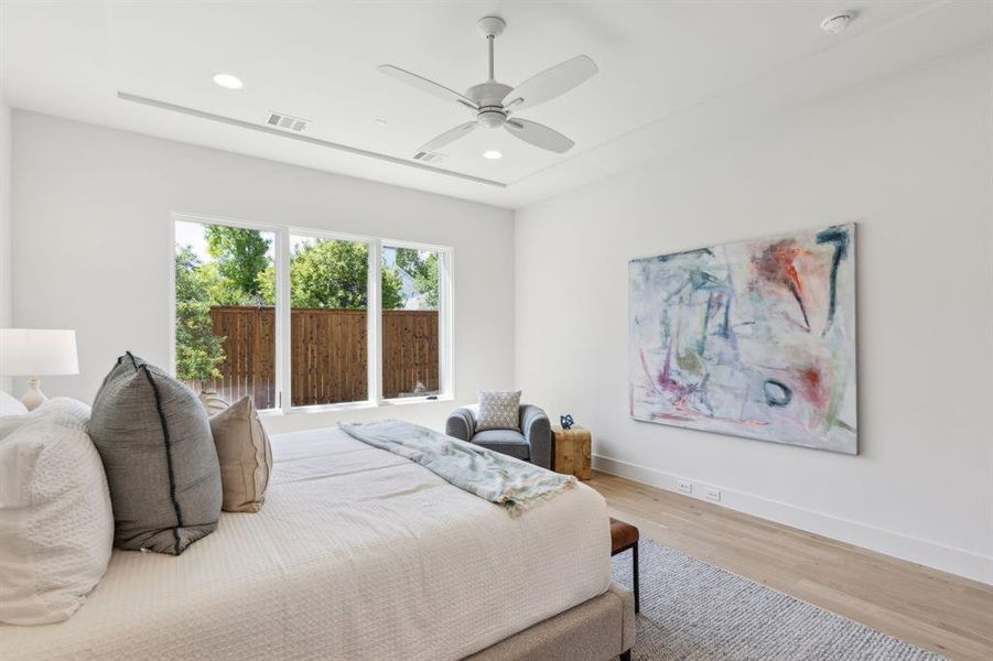 Furnished interior view inside a new home in , Dallas (Image 9). Furnished interior view inside a new home in , Dallas (Image 9).