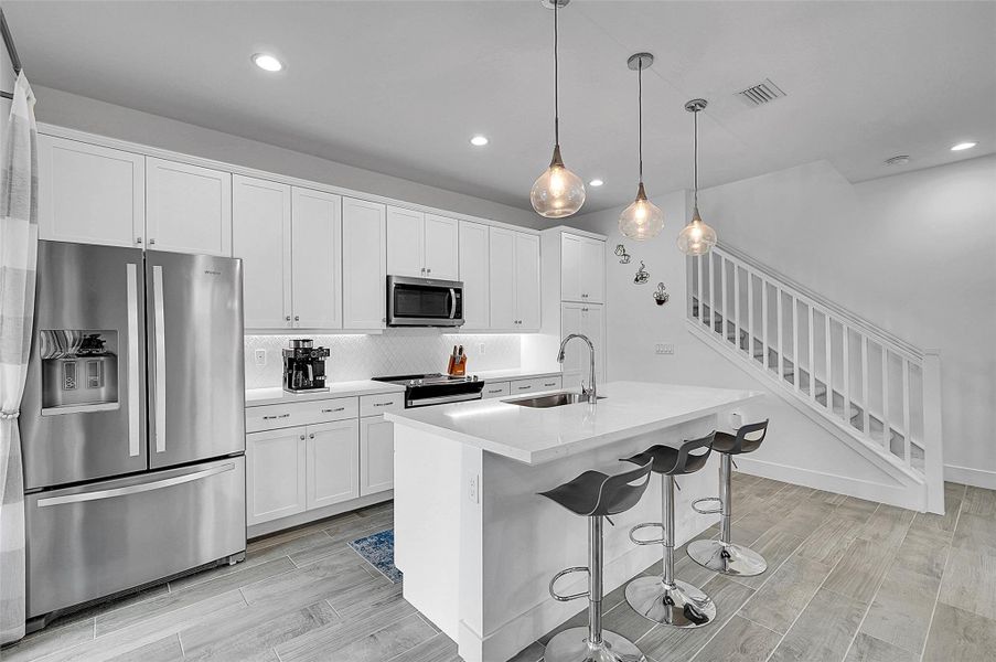 Furnished interior view inside a new home in , Deerfield Beach (Image 9).