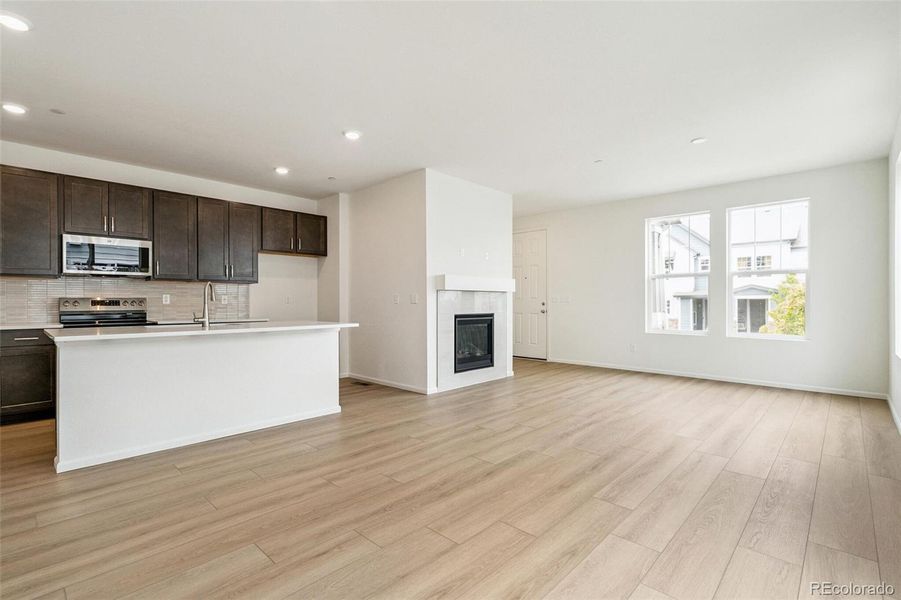 Image 5 of a home in Turnberry Villas.