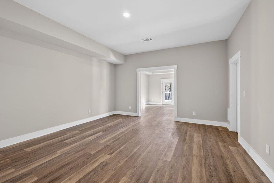 Spacious, unfurnished interior of a new home in , Flowery Branch (Image 34).