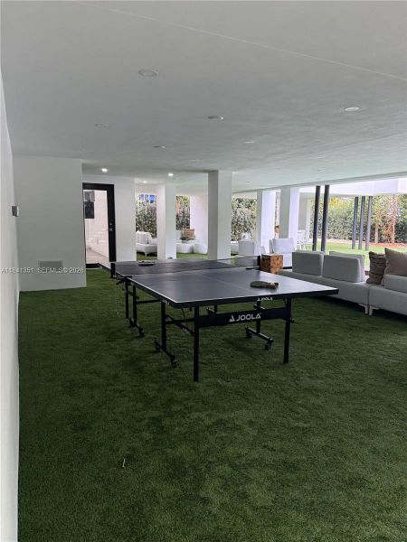 Community amenities in , Key Biscayne (Image 81).