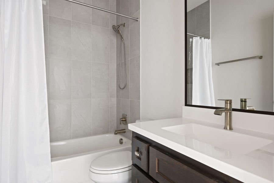 Furnished interior view inside a new home in , Georgetown (Image 33).