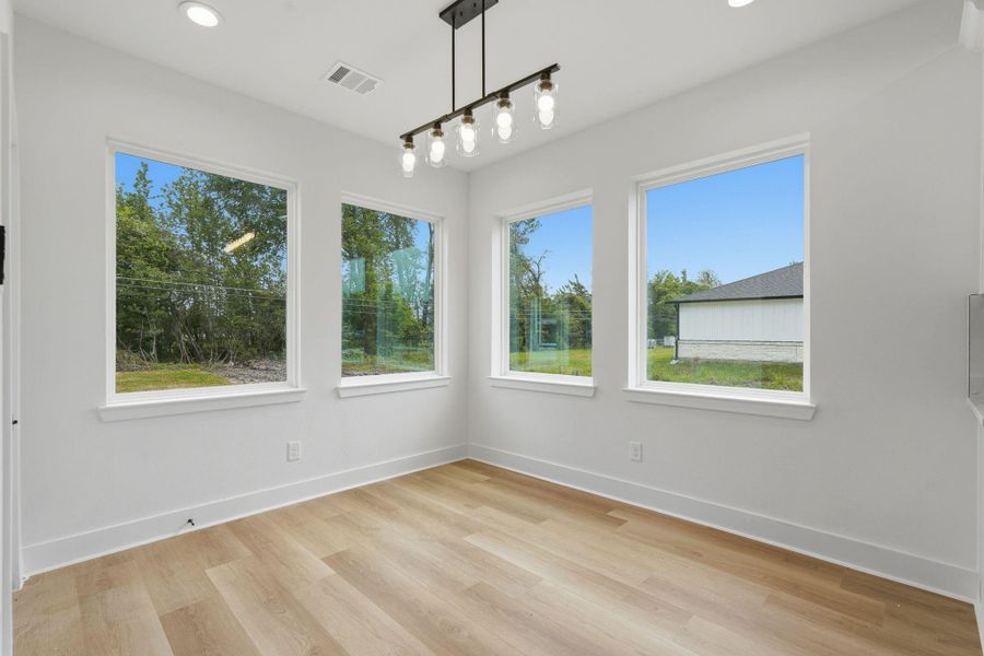 Bright dining nook for all your meals