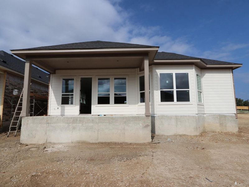 Image 11 of a home in Heritage.