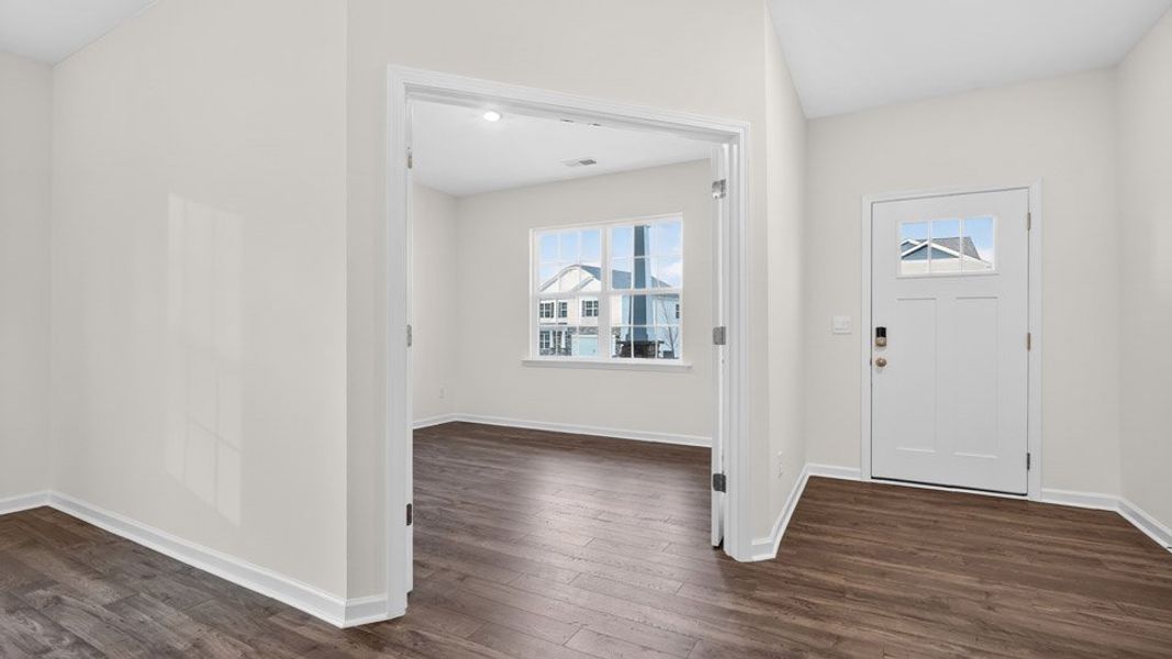 Spacious, unfurnished interior of a new home in Gretchen Pines, West End (Image 12).