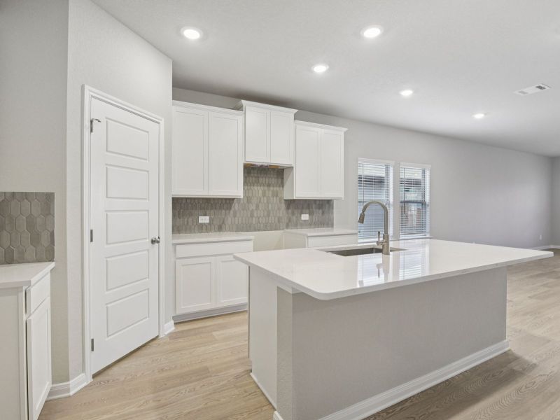 Furnished interior view inside a new home in Catalina, Converse (Image 6).