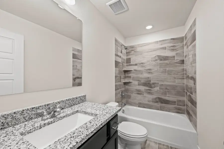 Furnished interior view inside a new home in Liberty Oaks, Waco (Image 4).