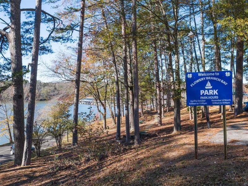 Image 88 of a home in Waypoint.