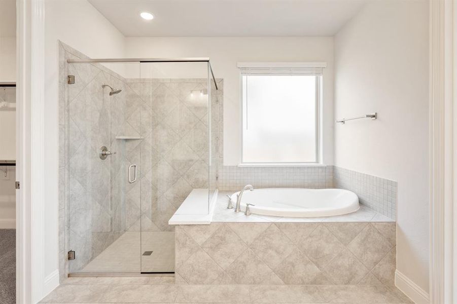 Furnished interior view inside a new home in Ridgepoint, Midlothian (Image 9).