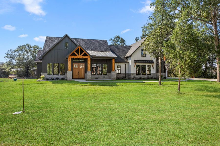 Image 36 of a home in . Image 36 of a home in .