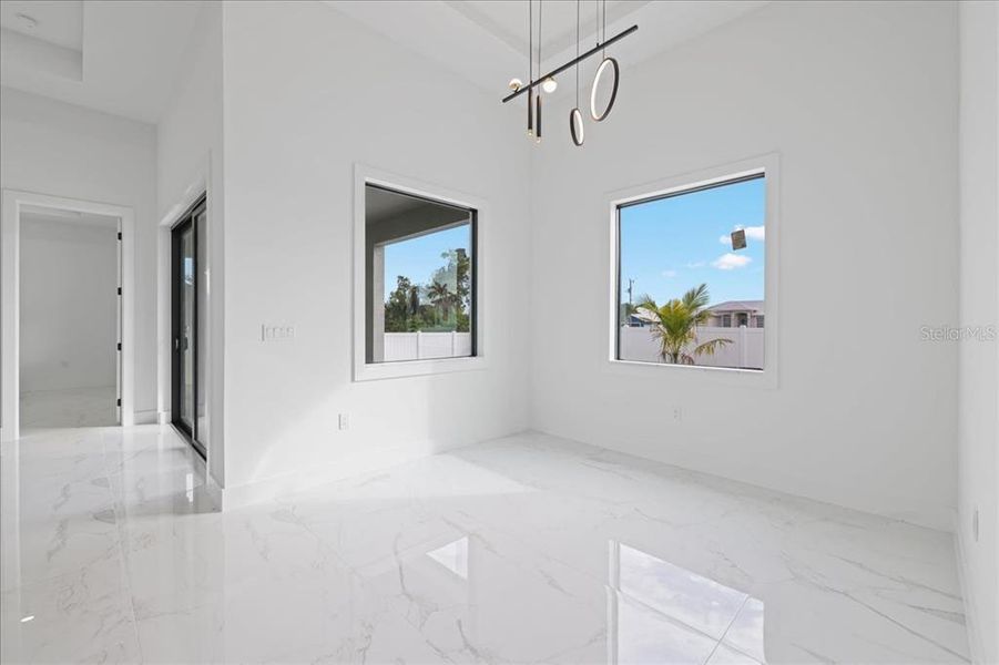 Spacious, unfurnished interior of a new home in , Port Charlotte (Image 20).