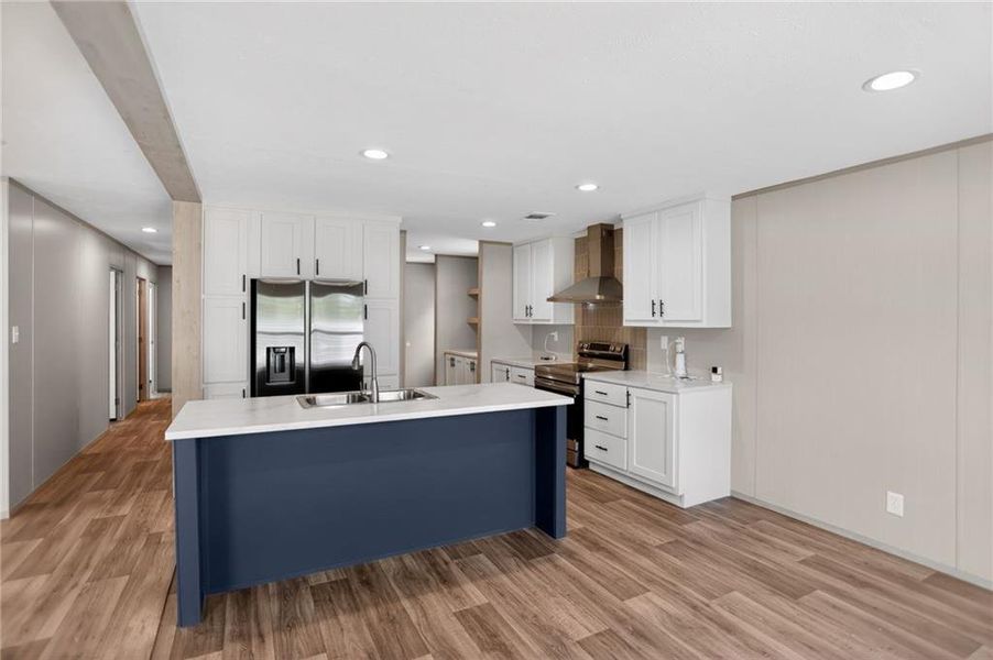 Furnished interior view inside a new home in , Jasper (Image 10).