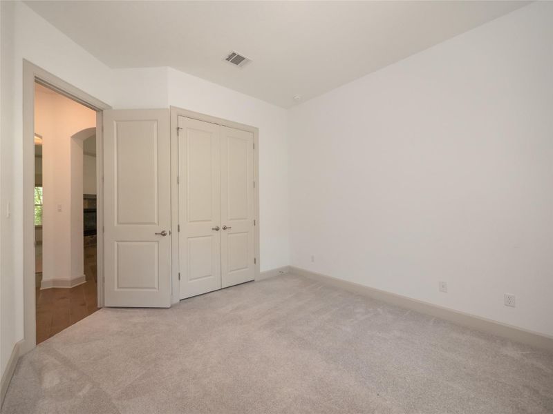 Spacious, unfurnished interior of a new home in , Manchaca (Image 20). Spacious, unfurnished interior of a new home in , Manchaca (Image 20).