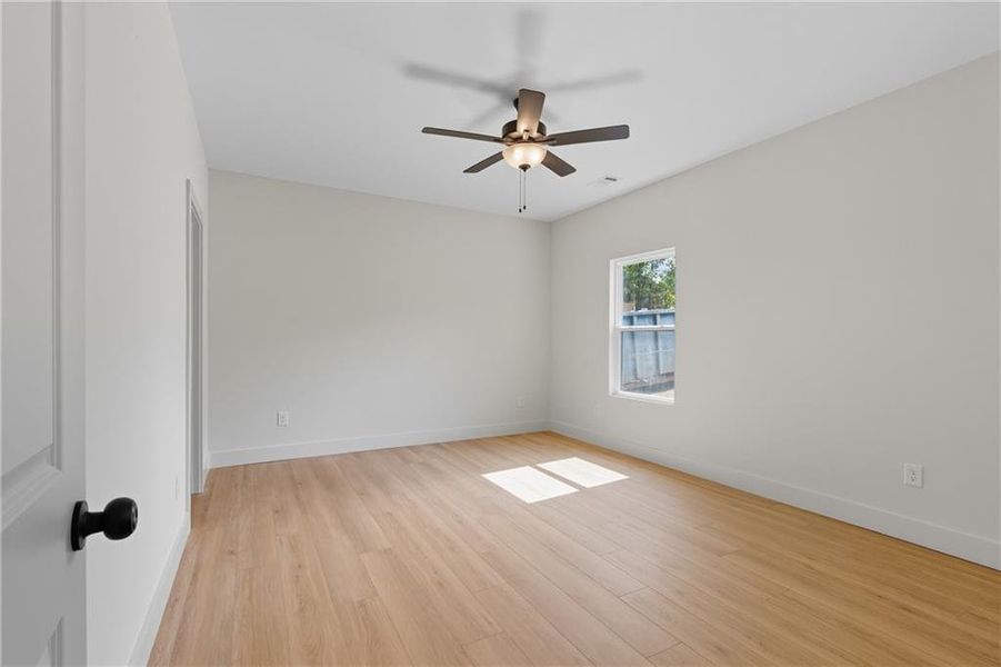 Spacious, unfurnished interior of a new home in , Toccoa (Image 13).