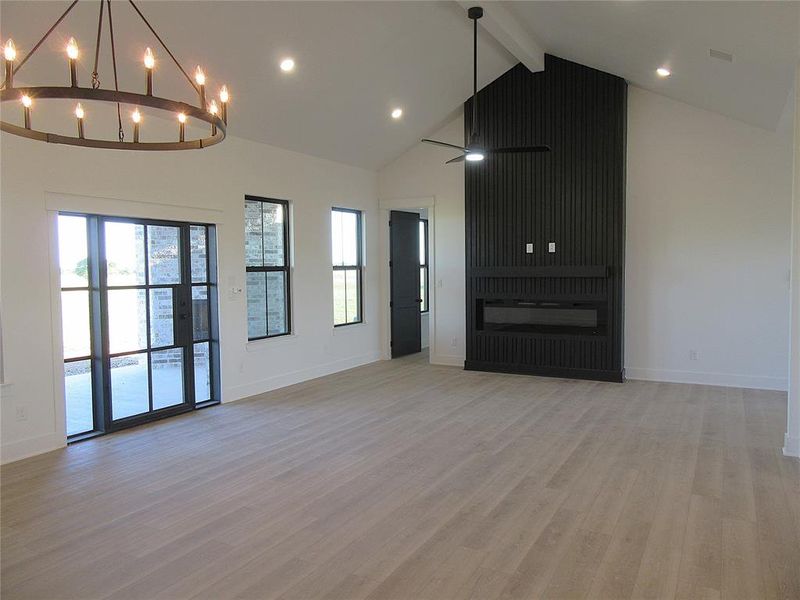 Spacious, unfurnished interior of a new home in , Crawford (Image 29).