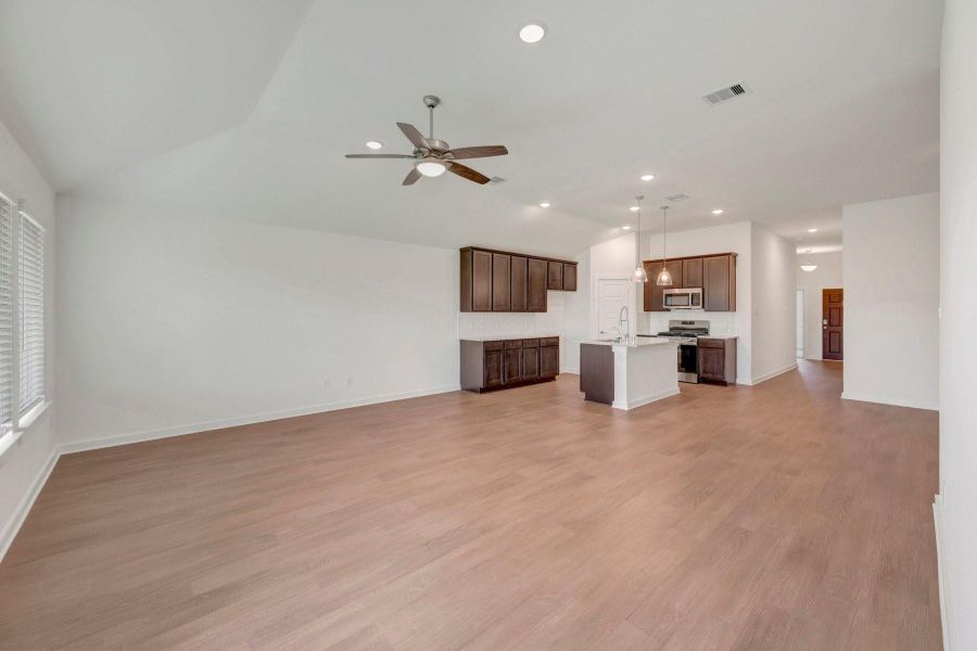 Spacious, unfurnished interior of a new home in Ambrose, La Marque (Image 18). Spacious, unfurnished interior of a new home in Ambrose, La Marque (Image 18).
