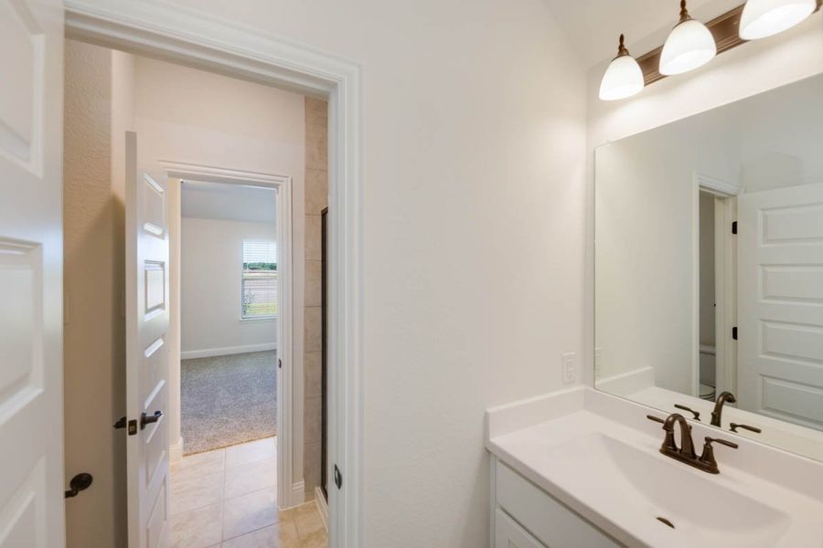 Furnished interior view inside a new home in Las Lomas, Forney (Image 9). Furnished interior view inside a new home in Las Lomas, Forney (Image 9).