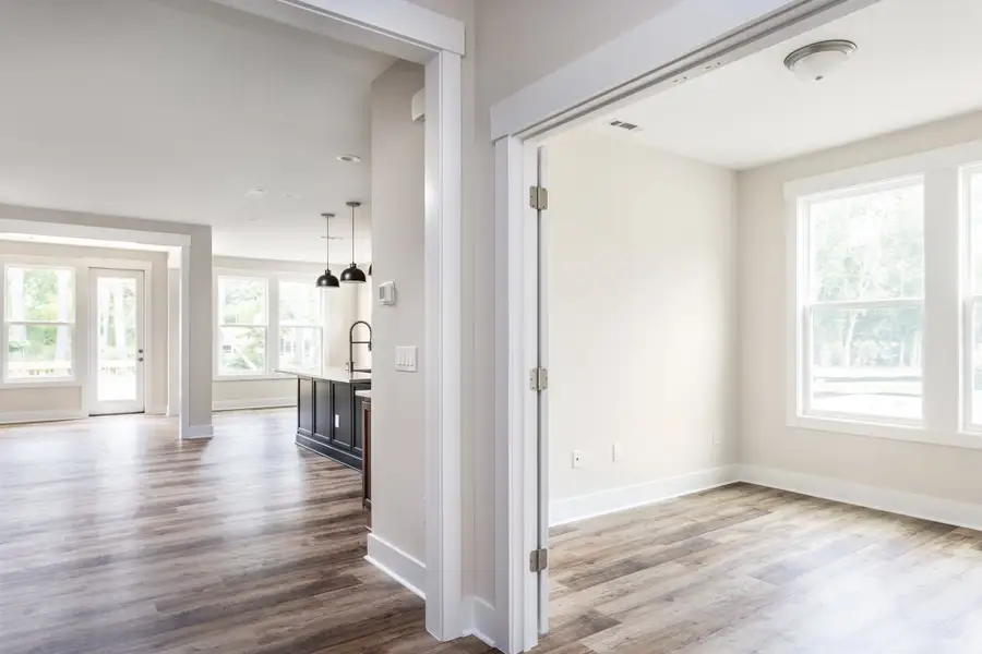 Hallway (Kitchen View)