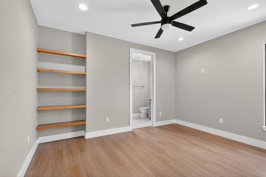 Spacious, unfurnished interior of a new home in , Kingsland (Image 22).
