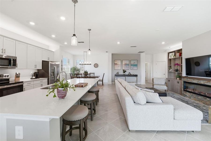 Furnished interior view inside a new home in , Venice (Image 10).