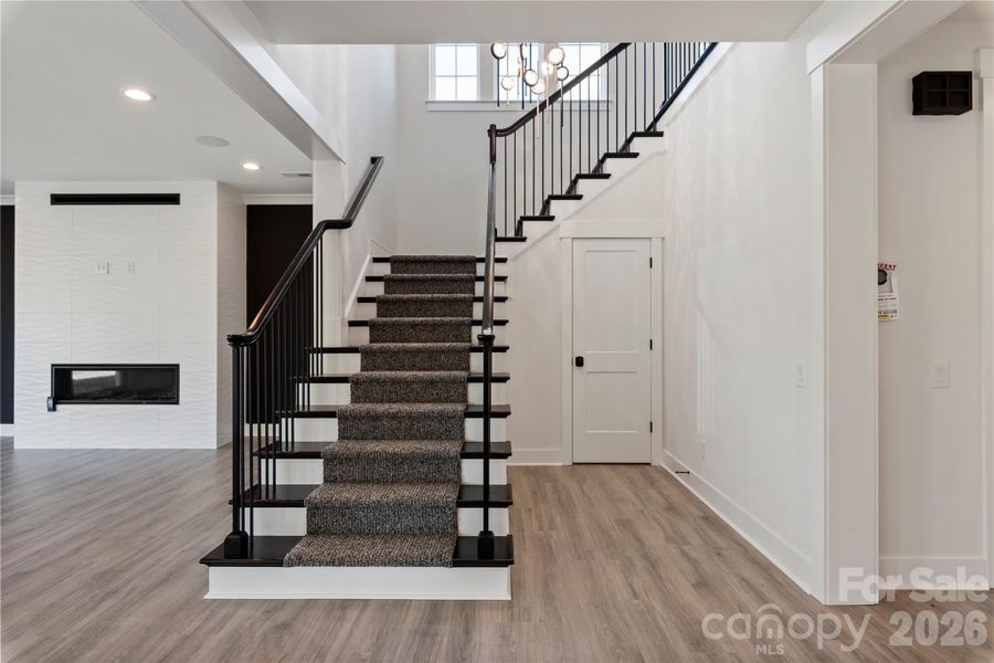 Spacious, unfurnished interior of a new home in , Charlotte (Image 15).