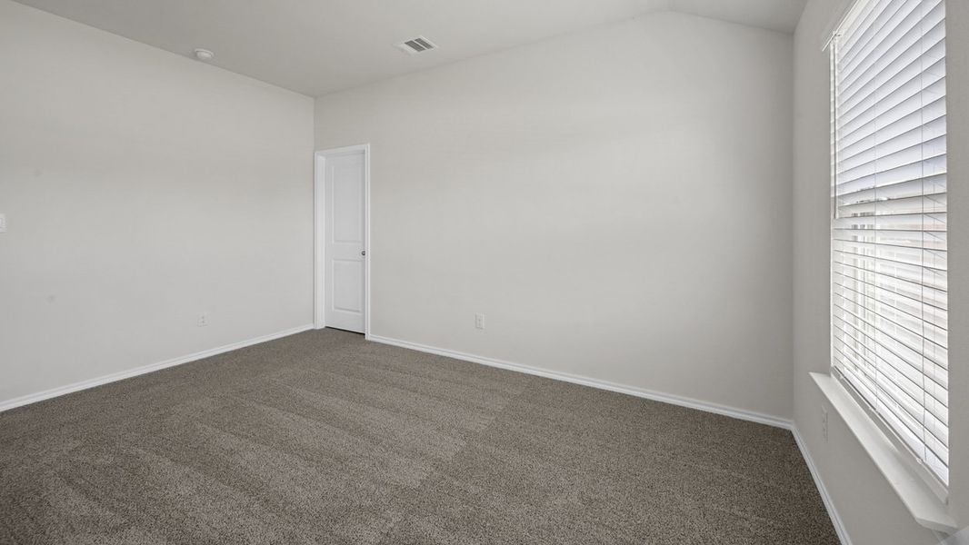 Spacious, unfurnished interior of a new home in Blaire Lake, Tyler (Image 15). Spacious, unfurnished interior of a new home in Blaire Lake, Tyler (Image 15).