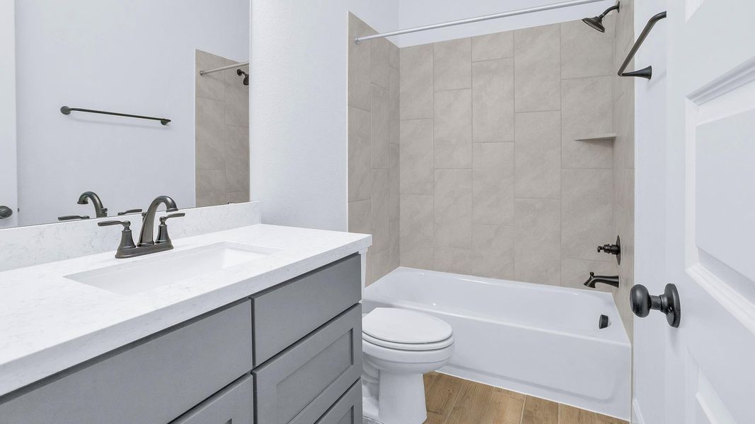 Furnished interior view inside a new home in Escondido 80', Magnolia (Image 6). Furnished interior view inside a new home in Escondido 80', Magnolia (Image 6).