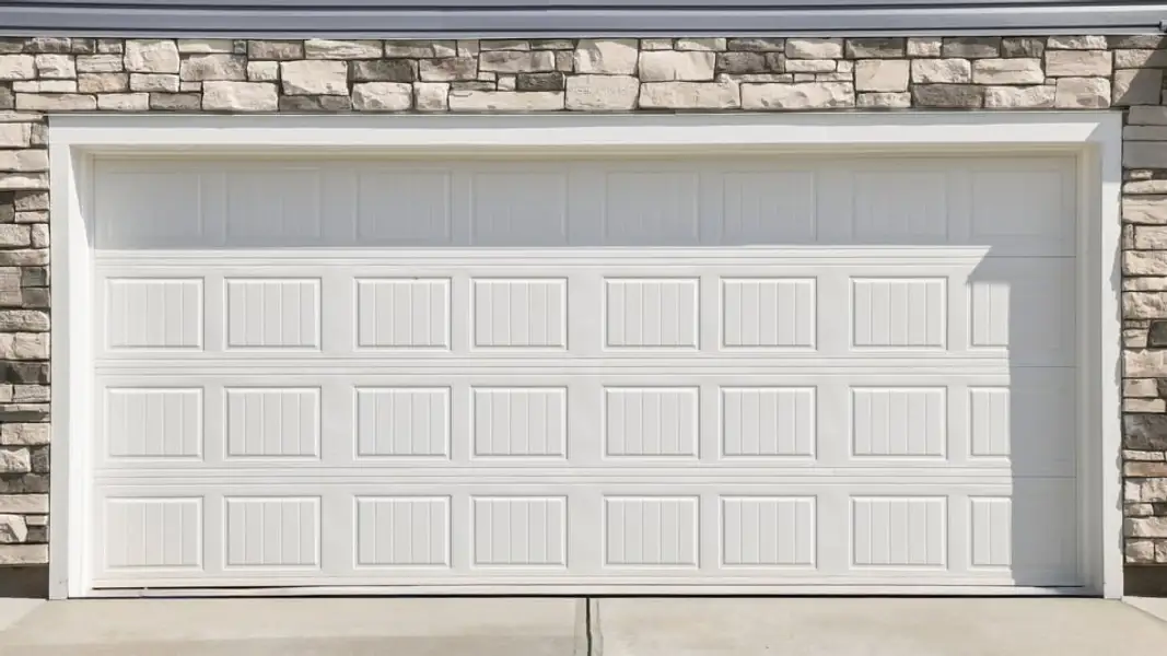 Exterior details and patio area of a home in Harrier Point, Woodruff (Image 3).
