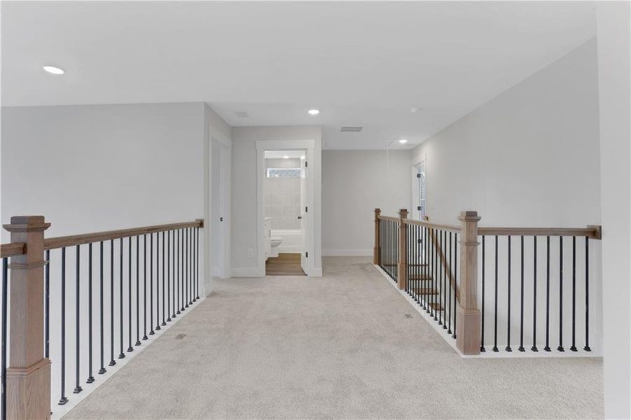 Spacious, unfurnished interior of a new home in Twin Lakes, Hoschton (Image 39).