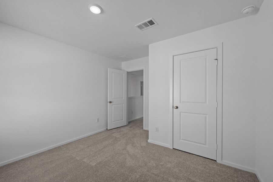 Spacious, unfurnished interior of a new home in Peppervine, Porter (Image 29).