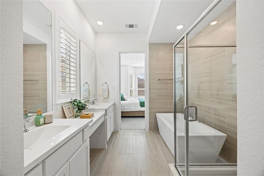 Furnished interior view inside a new home in Thompson Farms: 50ft. lots, Van Alstyne (Image 12). Furnished interior view inside a new home in Thompson Farms: 50ft. lots, Van Alstyne (Image 12).