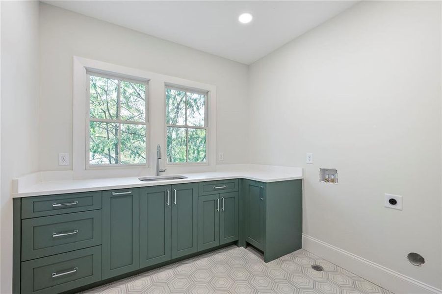 Furnished interior view inside a new home in , Atlanta (Image 4).