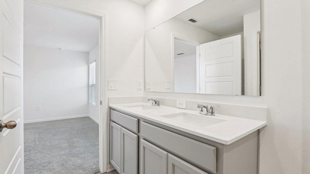 Furnished interior view inside a new home in Hamilton Bluff, Lake Hamilton (Image 12).