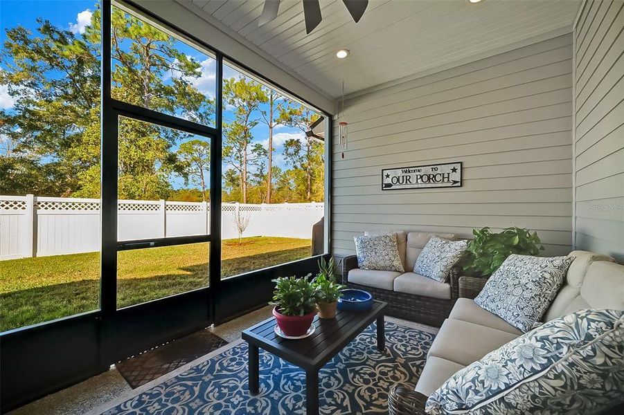 Exterior details and patio area of a home in , Green Cove Springs (Image 3).