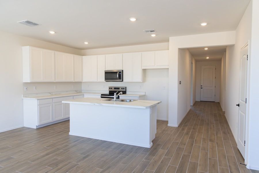 Furnished interior view inside a new home in Entrada Del Pueblo at Rancho Sahuarita, Sahuarita (Image 4).