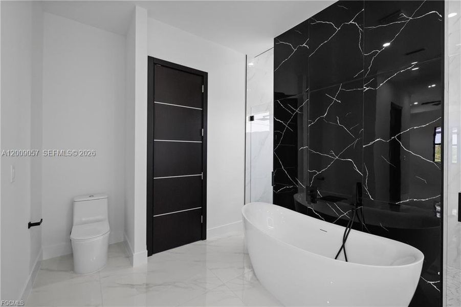 Furnished interior view inside a new home in , Cape Coral (Image 17).