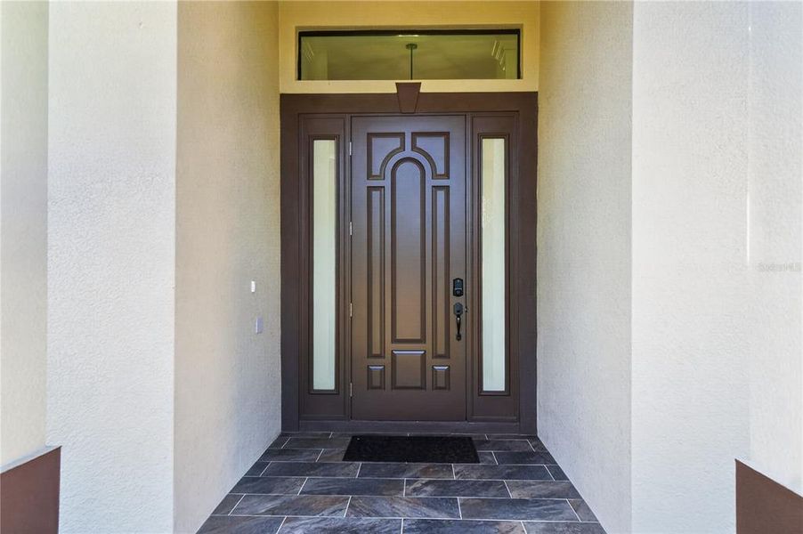 Exterior details and patio area of a home in , Port Charlotte (Image 31).