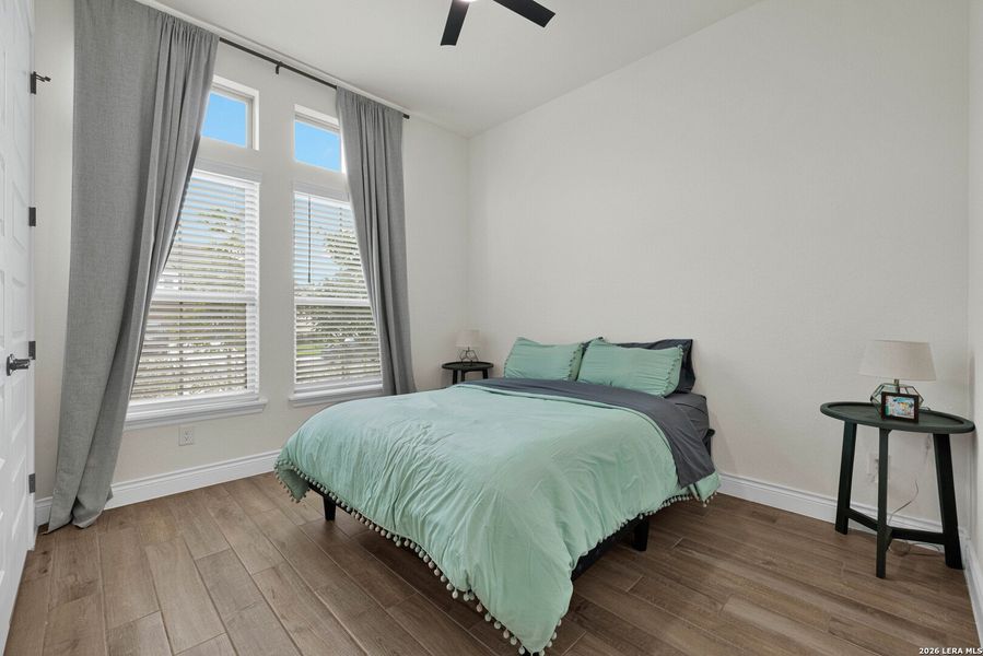 Furnished interior view inside a new home in , Boerne (Image 17).
