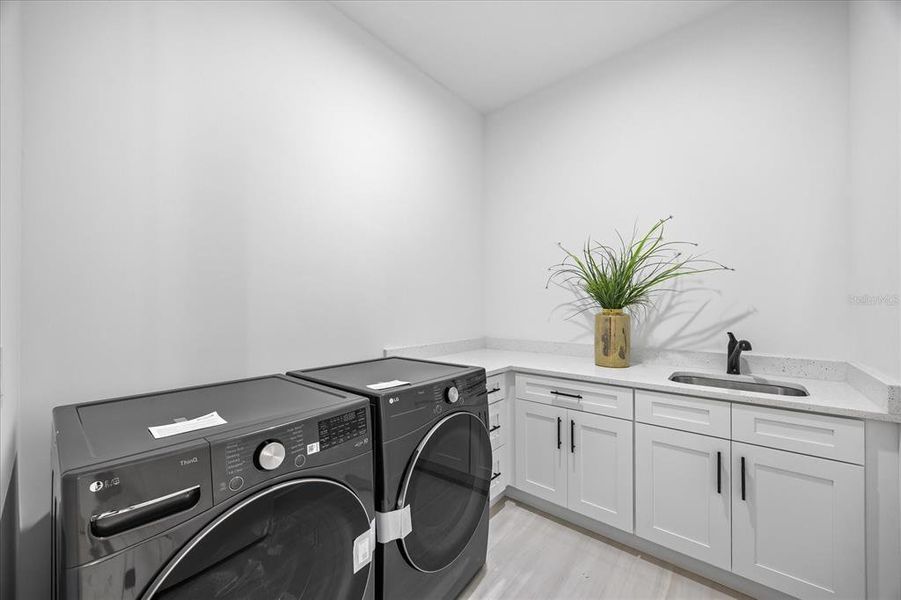 Furnished interior view inside a new home in , Tampa (Image 5).