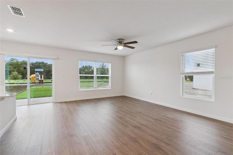 Spacious, unfurnished interior of a new home in Vineland Reserve, Osteen (Image 24).