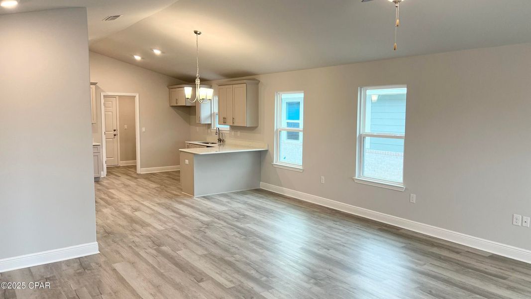 Image 11 of a home in East Bay. Image 11 of a home in East Bay.