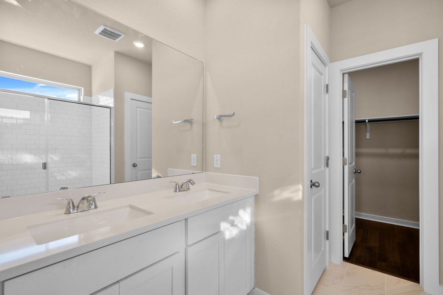 New Home in Elgin, TX.  - Slide 9