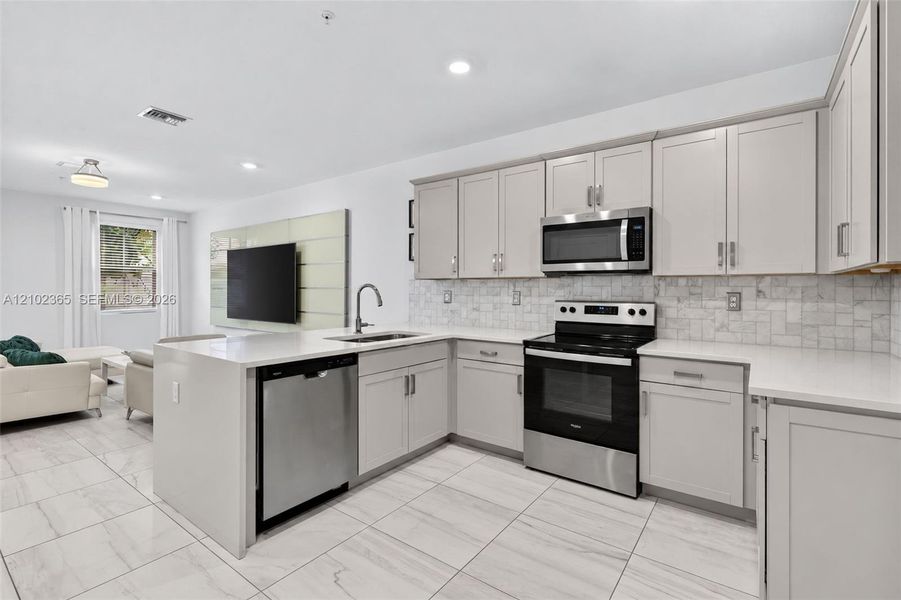 Furnished interior view inside a new home in , Pembroke Pines (Image 20).