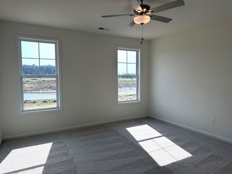 Spacious, unfurnished interior of a new home in King Farm Estates, Aynor (Image 12).