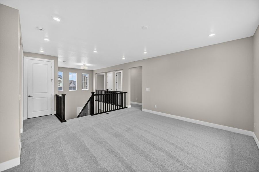 Spacious, unfurnished interior of a new home in Trailstone, Arvada (Image 23).